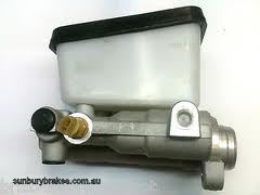 Ford FALCON BRAKE MASTER CYLINDER XC XD 1976 on 4 wheel disc